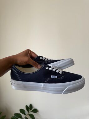 Vans Navy eCanvas Low-Top Sneakers with White Soles NWOT